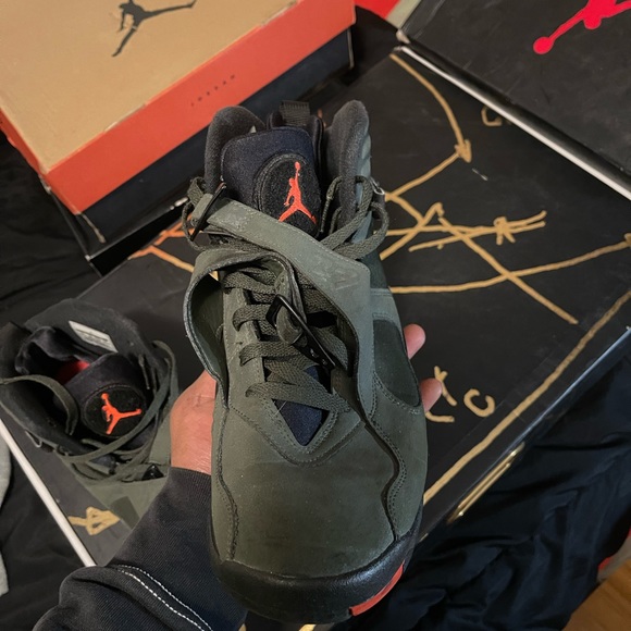 Jordan 8 - Picture 4 of 11